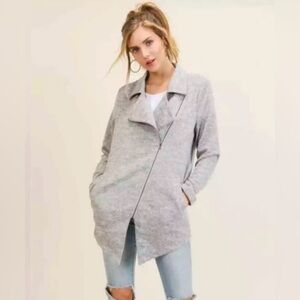 Doe & Rae Women’s Zip Up Asymmetrical Lagenlook Heather Gray Sweater Size M